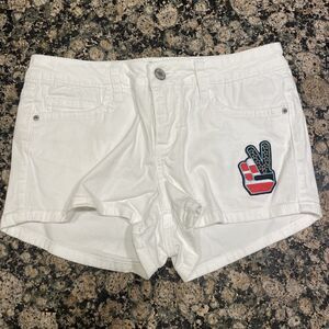 Joe Boxer Junior Women's White Denim Jean Shorts Size 1 with Peace Sign